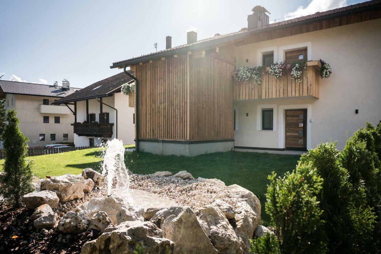 Chalet Dolomit サン・ロレンツォ・ディ・セバート エクステリア 写真