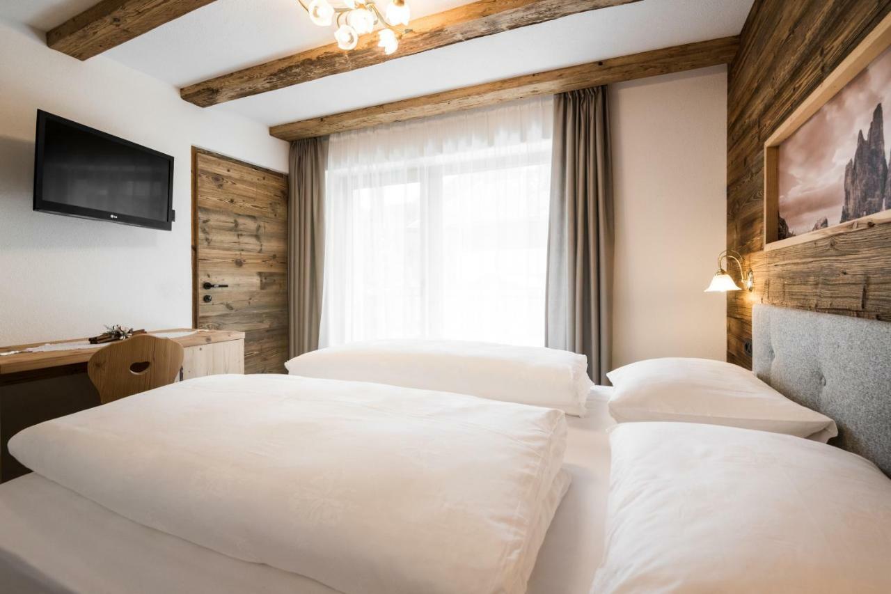 Chalet Dolomit サン・ロレンツォ・ディ・セバート エクステリア 写真